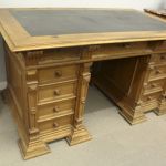 909 8476 WRITING DESK